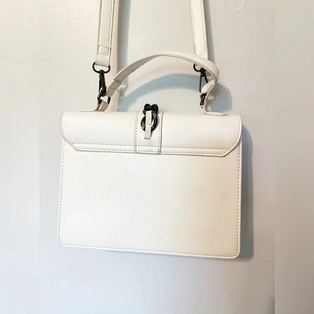 BADGLEY MISCHKA Chain Trim Two Way Shoulder Bag Crossbody Purse Strap Off White - Picture 5 of 16